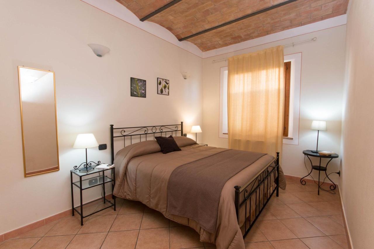 Agriturismo Podere Camollia Costalpino Экстерьер фото
